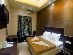 Urmee Hotel บูบันเนสชวาร์ ภายนอก รูปภาพ